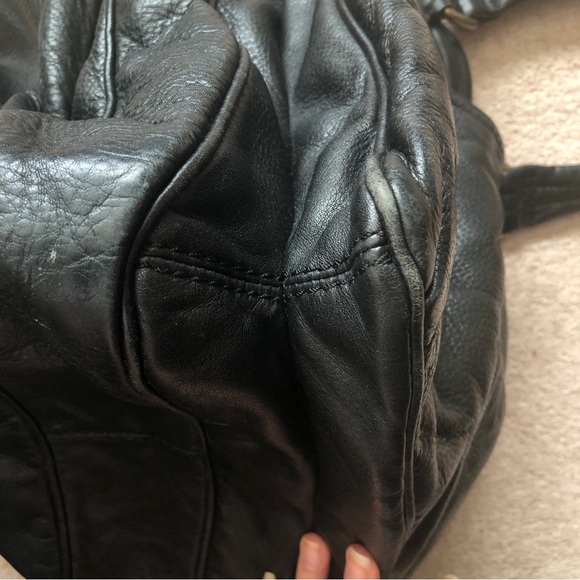 Marc by Marc Jacobs Totally Turnlock Teri Shoulder Bag - Picture 14 of 15